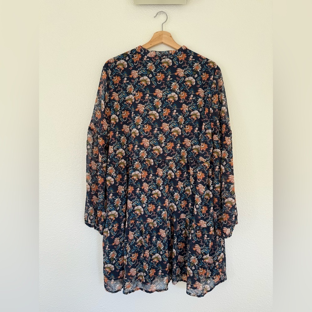 Luxology Floral Long Sleeve Dress - Picture 3 of 8